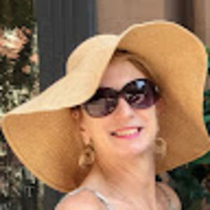 Meet your Posher, Paula